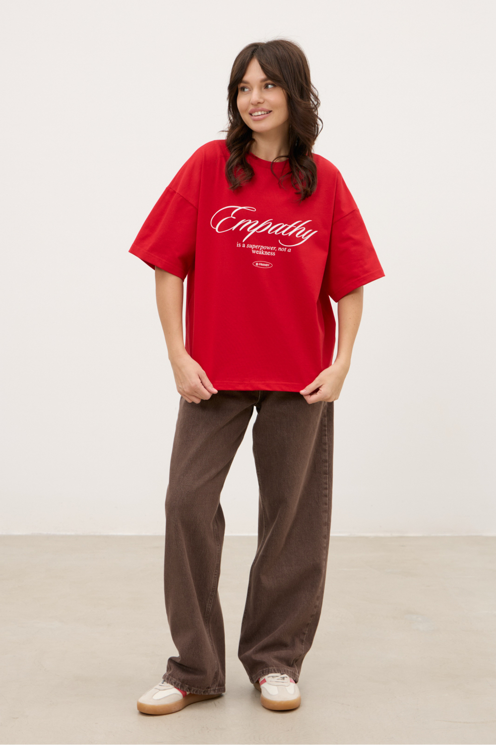 Футболка EMPATHY, красная