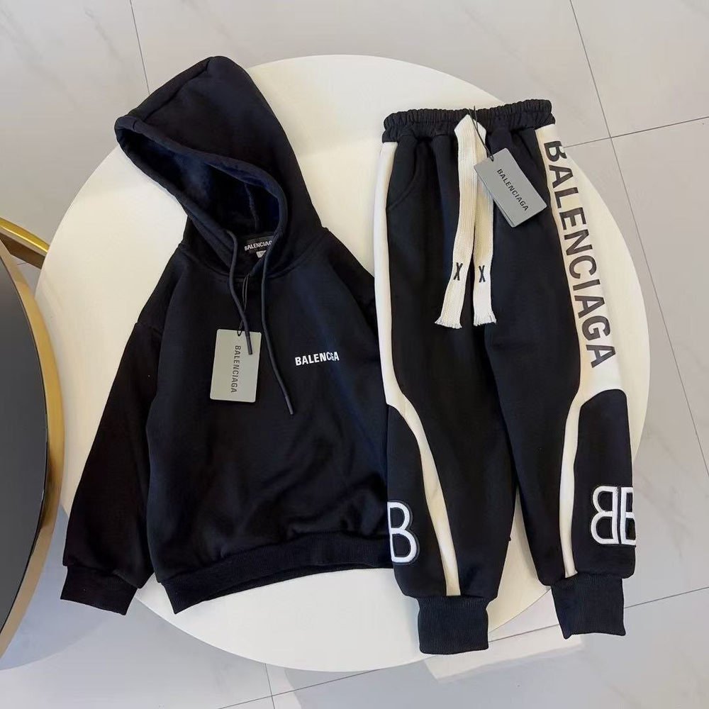 Детский тёплый костюм Balenciaga с капюшоном
