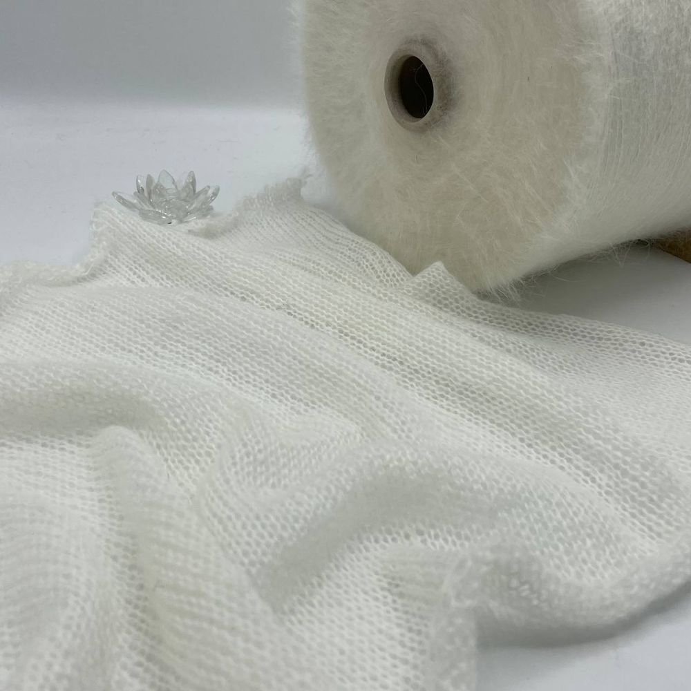 LAGOPOLANE 30% кид мохер 30% полиамид 40% полиакрил