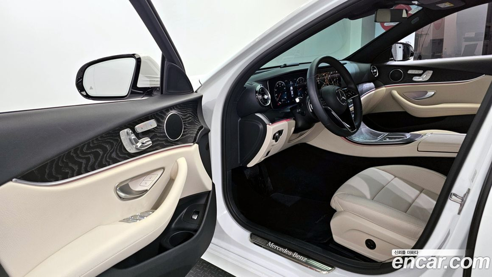 Mercedes-Benz E-Class W213 E250 AMG Line (06.2023)