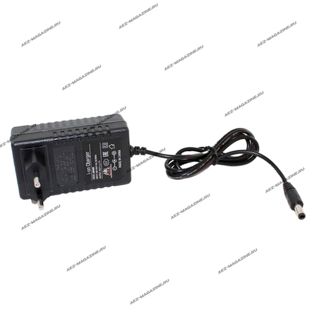 Зарядное устройство подходит для Li-on батарей 14,4В-16,8В 1А, разъём 5,5 мм