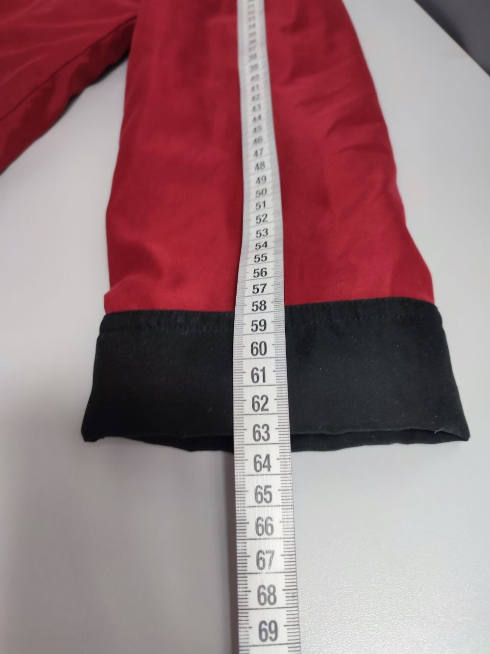 Куртка демисезонная с капюшоном 44-46 размер