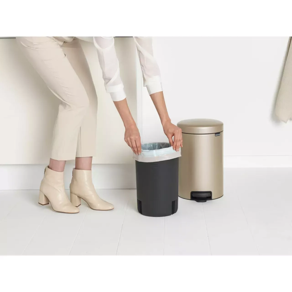 Brabantia - NewIcon Контейнер для мусора Gold Metalic, 12 л. / артикул   304446  / GTIN 8710755304446