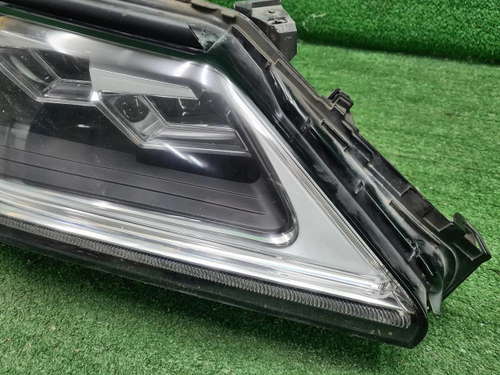 Фара правая Lexus LX 3 (2015-2023) Full LED