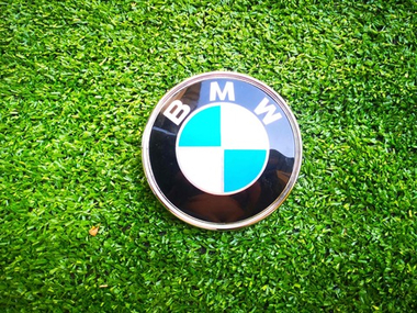 BMW E30 Эмблема задняя оригинал