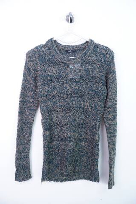 Свитер Oodji стильный и уютный, маркировка 36, визуально на 42 размер