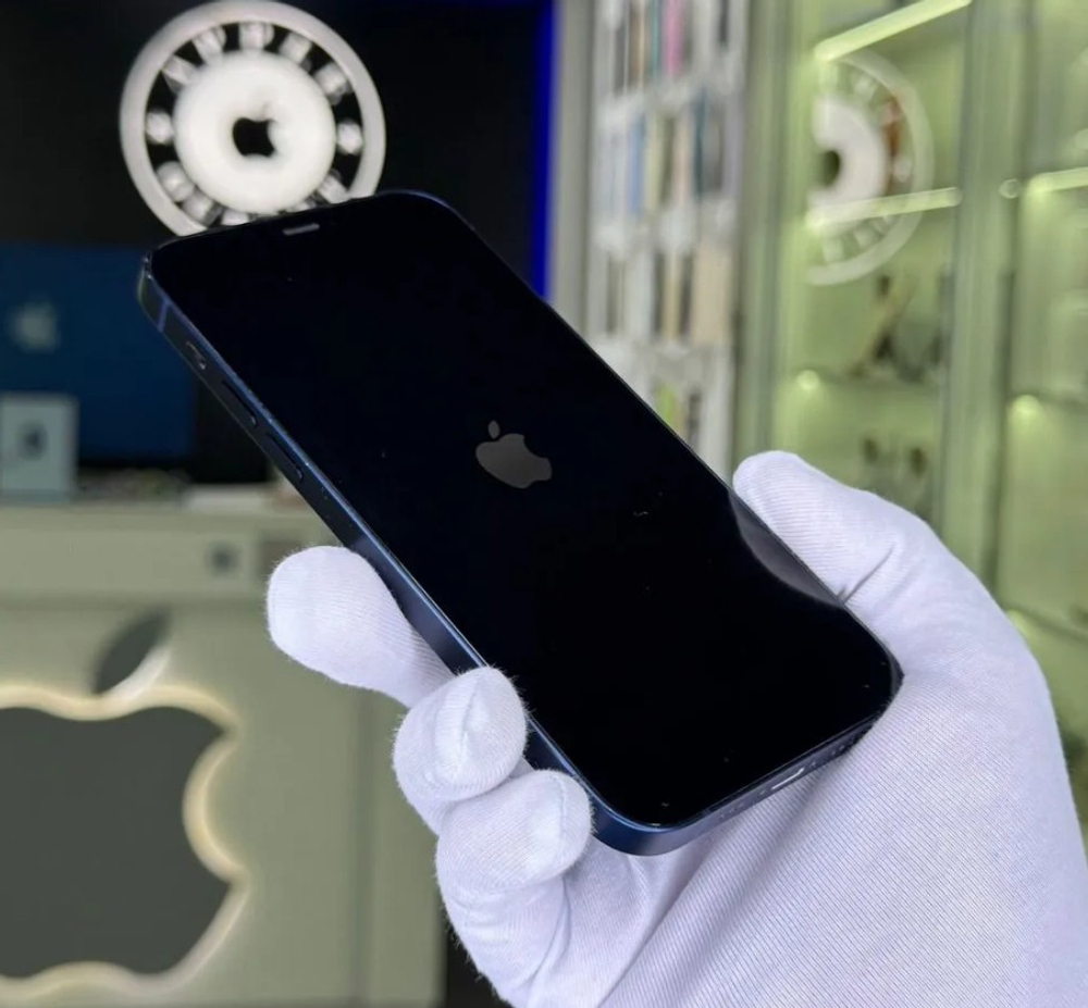 iPhone 12, 256 ГБ б/у