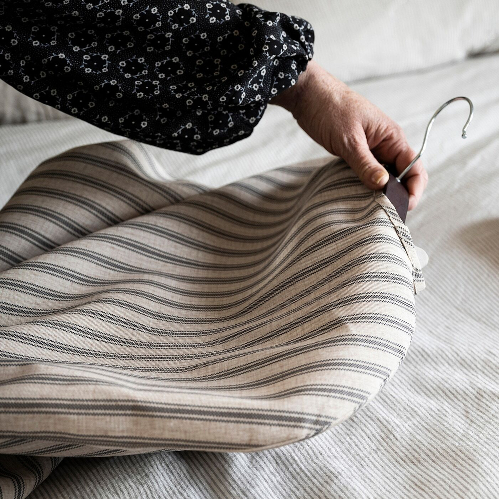 Чехол для одежды IKEA RAGODLING (РОГОДЛИНГ), Бежевый, 105х60 см