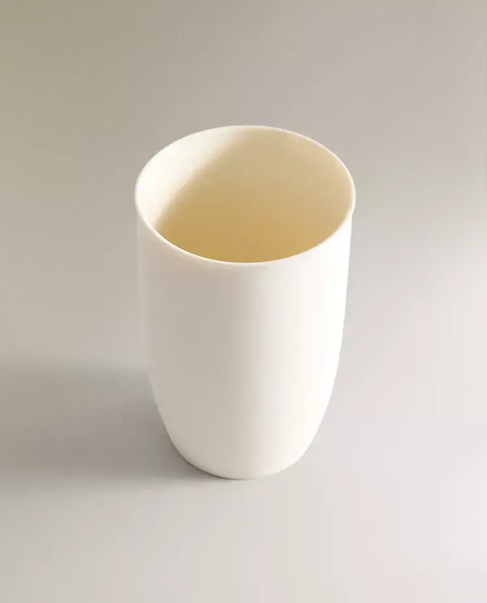 ZARA HOME КЕРАМИЧЕСКИЙ СТАКАН ДЛЯ ЗУБНЫХ ЩЕТОК, БЕЛЫЙ