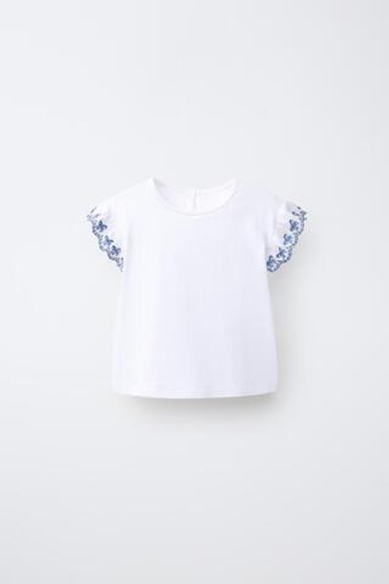ZARA ФУТБОЛКА С КОНТРАСТНОЙ ВЫШИВКОЙ, БЕЛЫЙ