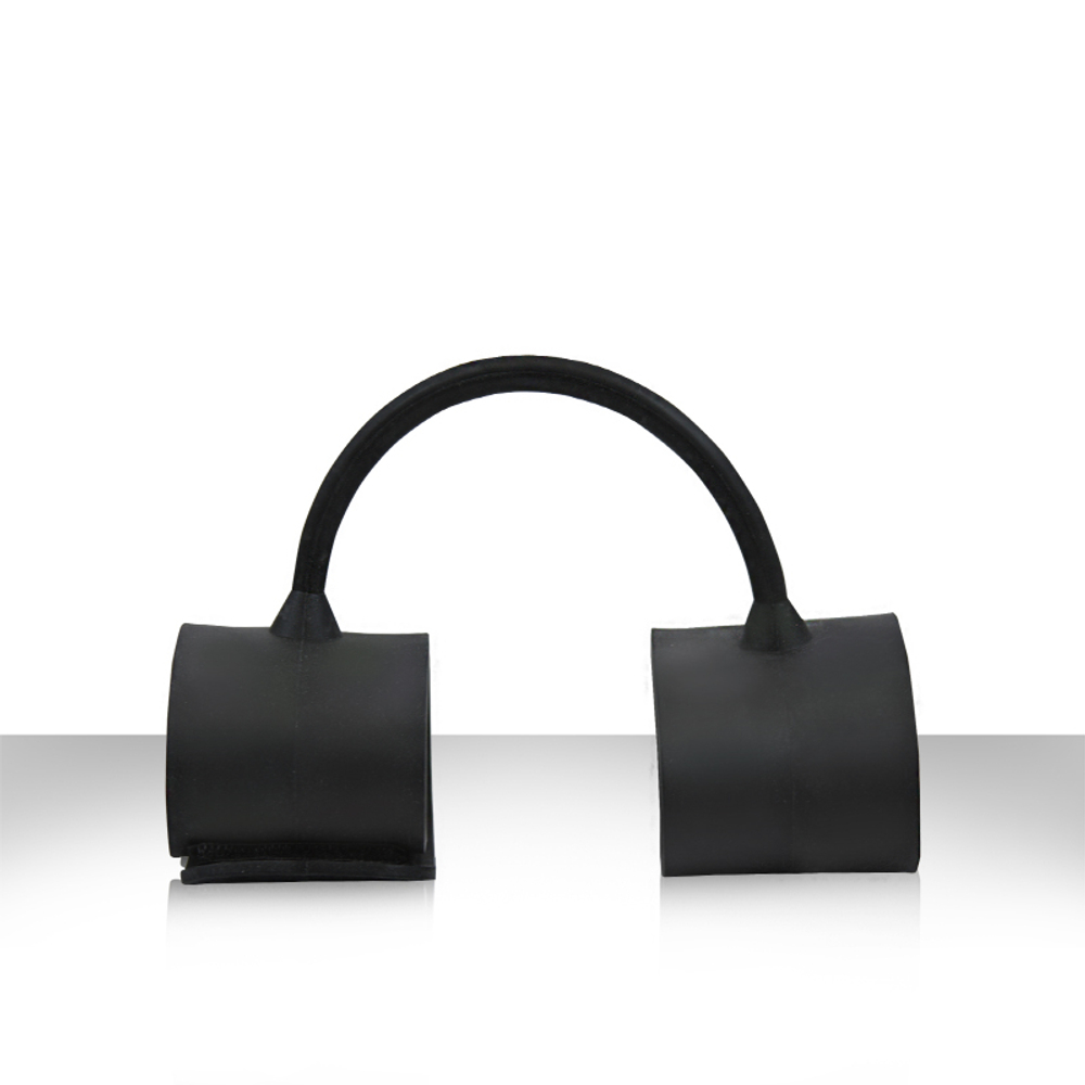 Чёрные силиконовые наручники Silicone Submissions Wrist Cuffs (Цвет: черный)