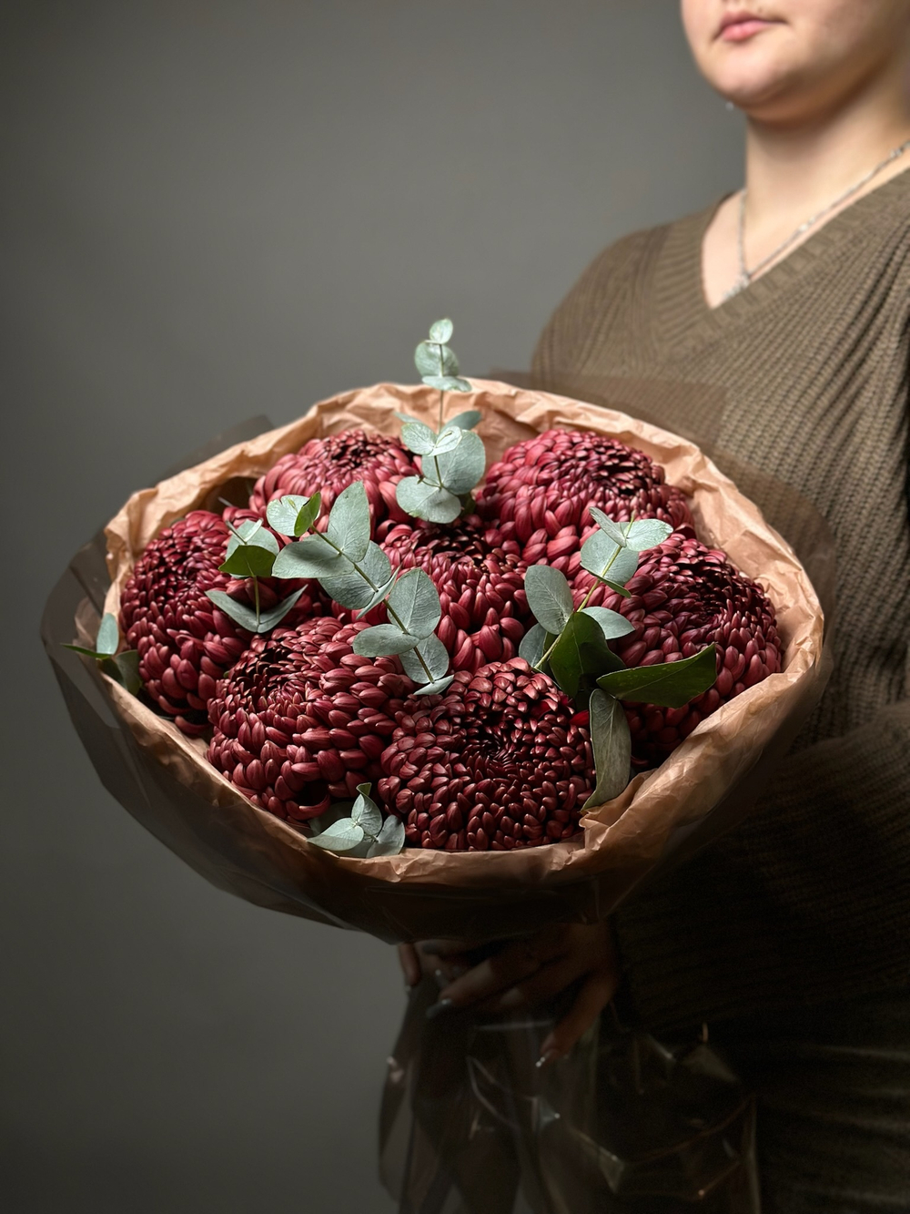 Монобуке́т «Хризантема бигуди»