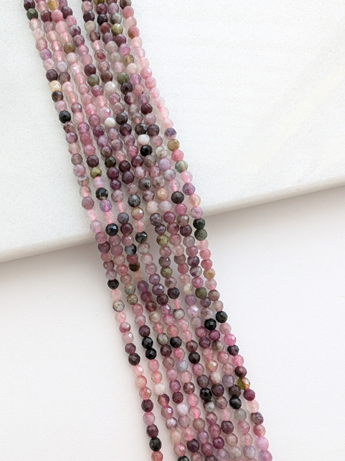 Турмалин, шар в огранке 3мм