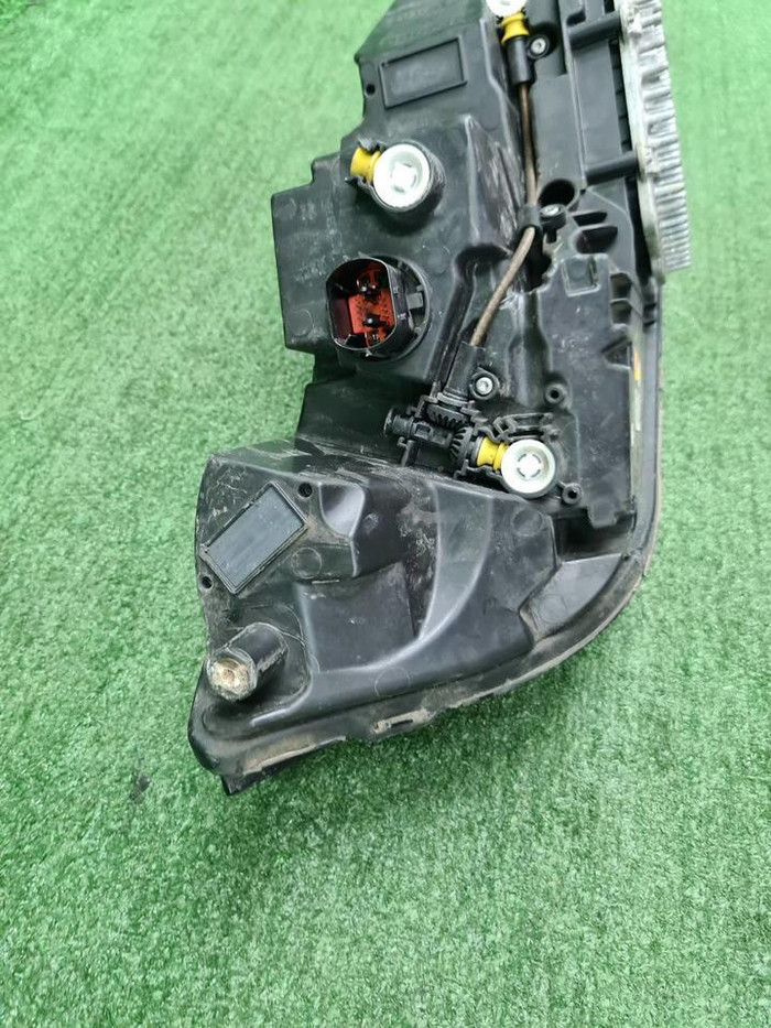 Фара левая Jaguar I-PACE (2018-н.в.) LED