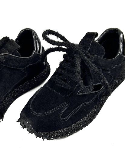 Кроссовки женские