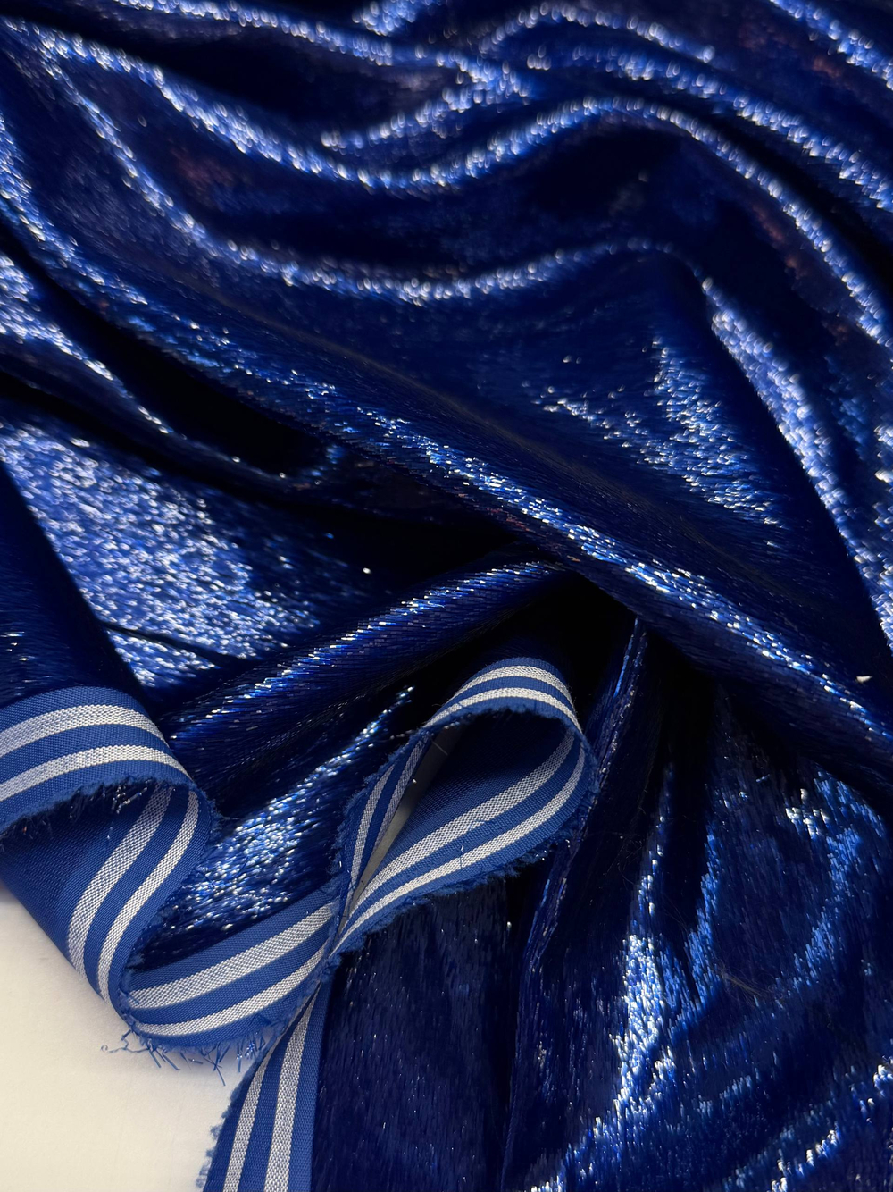 Бархат п/э с люрексом синий