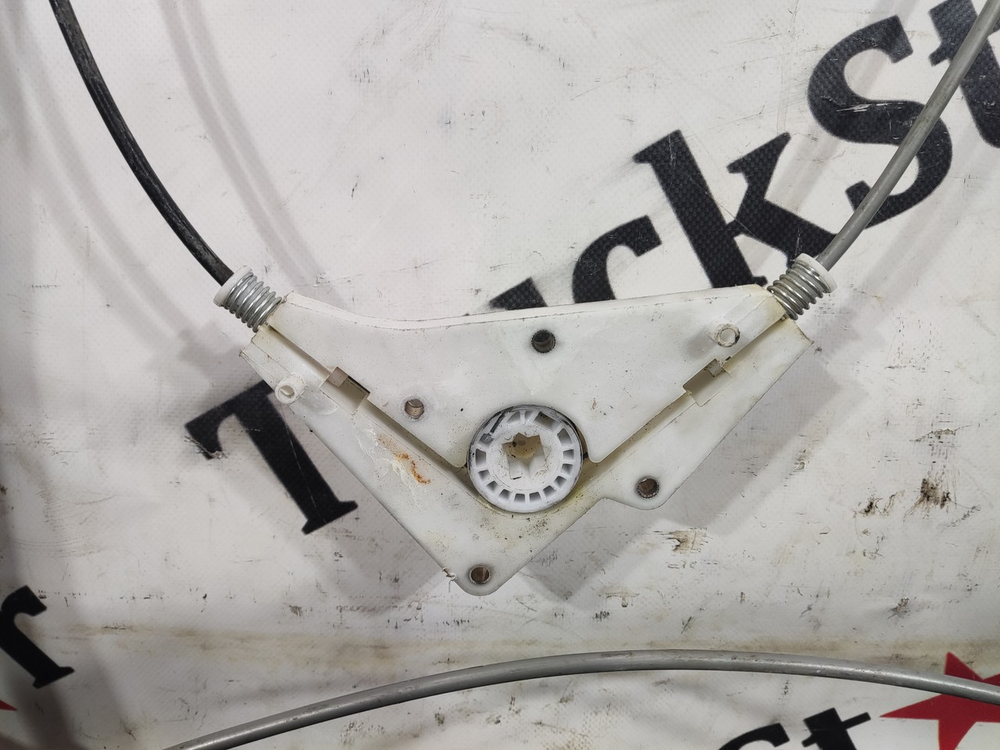 Стеклоподъемник правый 2023г.