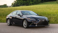 Lexus ES 300h Exquisite (2025)