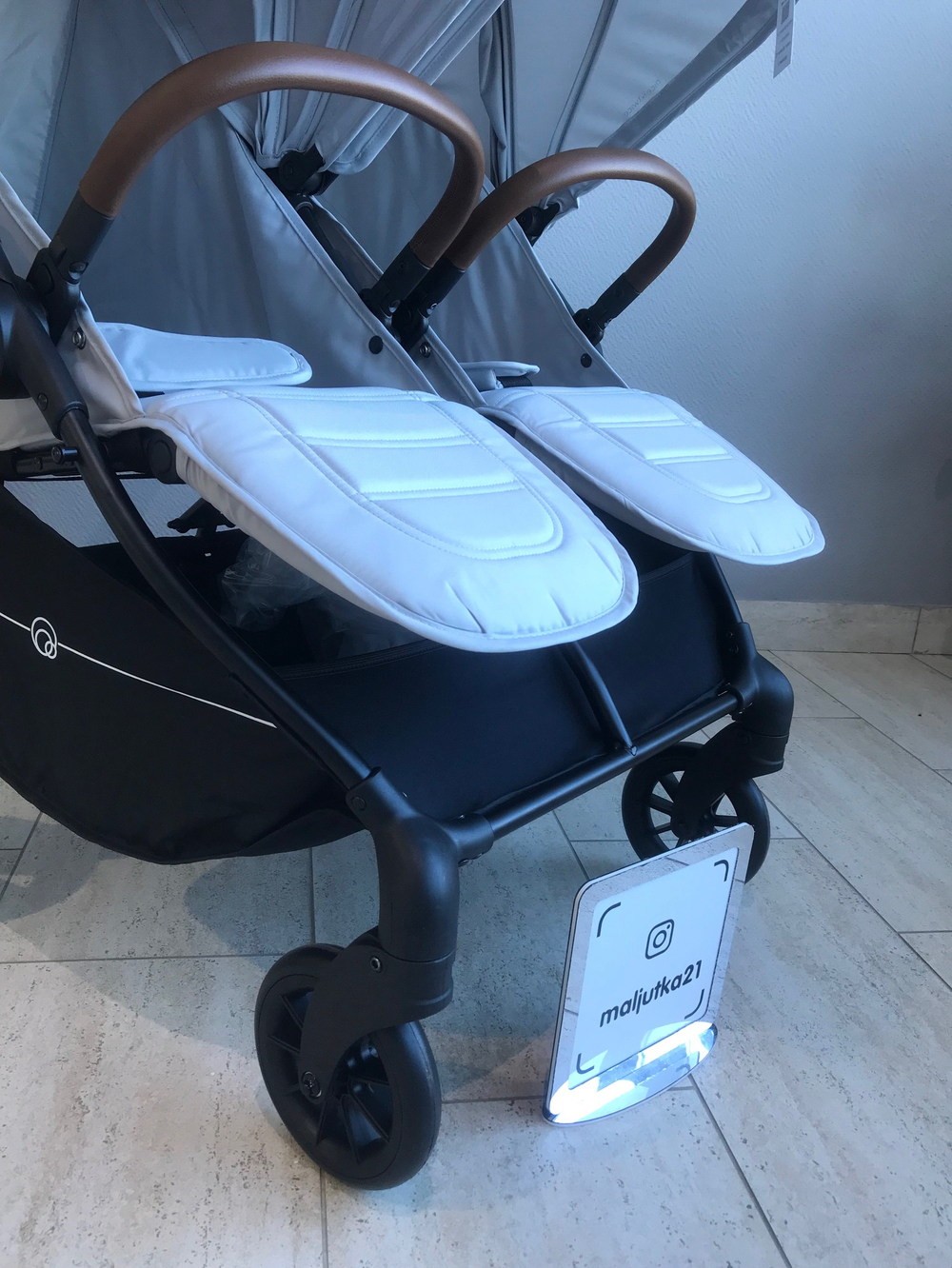 Коляска детская для близнецов RANT "Twinny" RA151 Luna