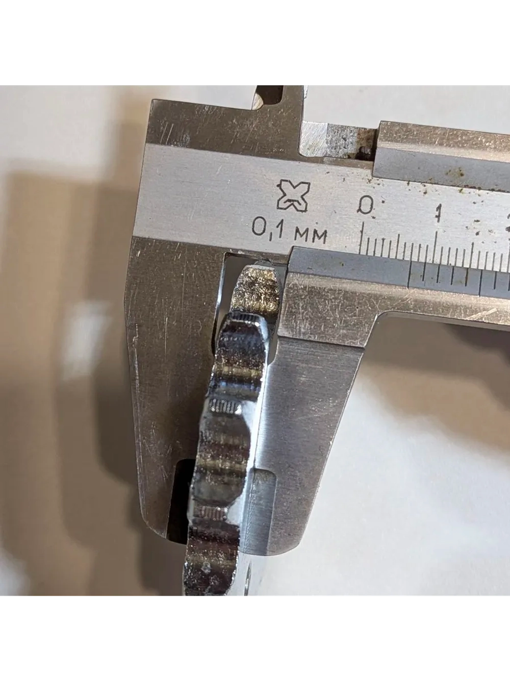 +t  Ведущая звезда 428-14 (20мм) для мотоциклов