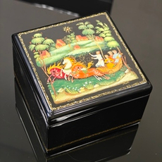 Шкатулка с росписью Палех "Тройка"