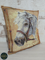 Декоративный гобеленовый чехол для интерьерной подушки Пегас 38*38