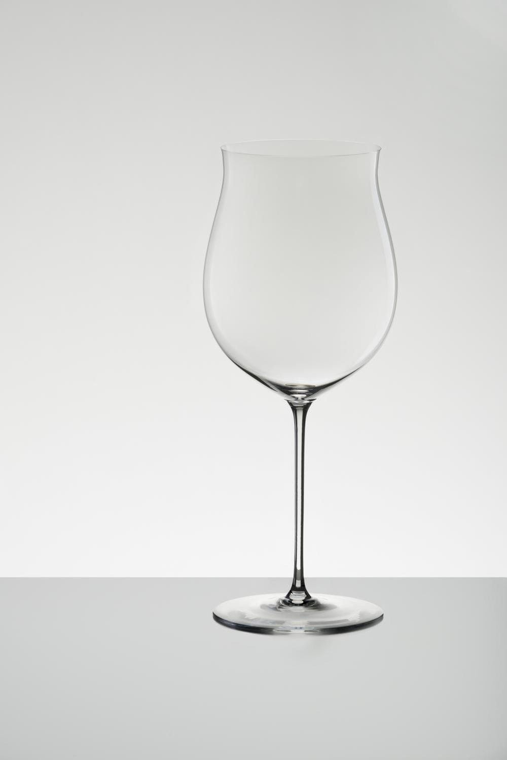Бокал для красного вина Burgundy Grand Cru 1050 мл Sommeliers Superleggero Riedel