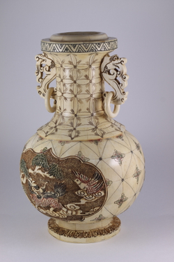 Китайская ваза с драконом Резьба по кости буйвола