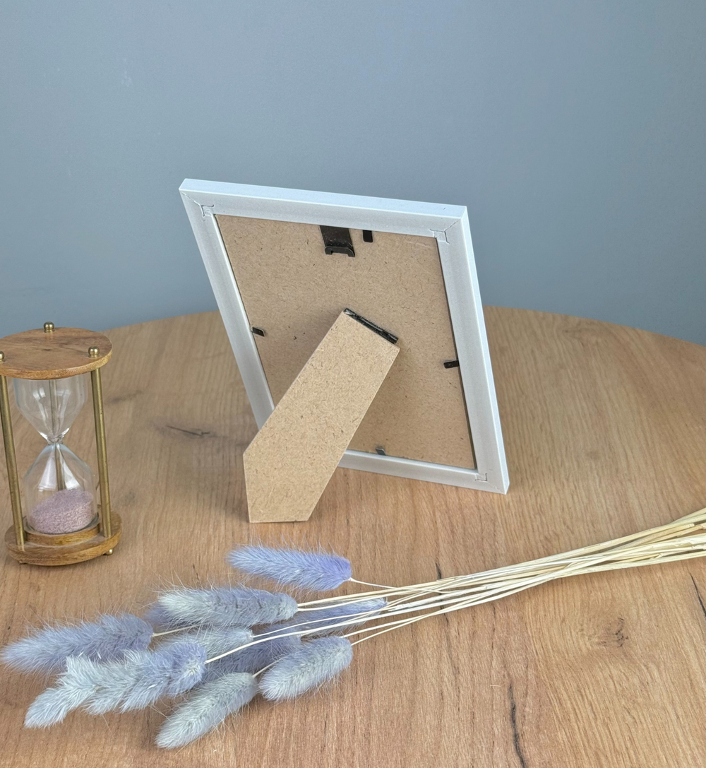 Фоторамка 10х15 см, белая, орнамент серебро арт. 1015.707235