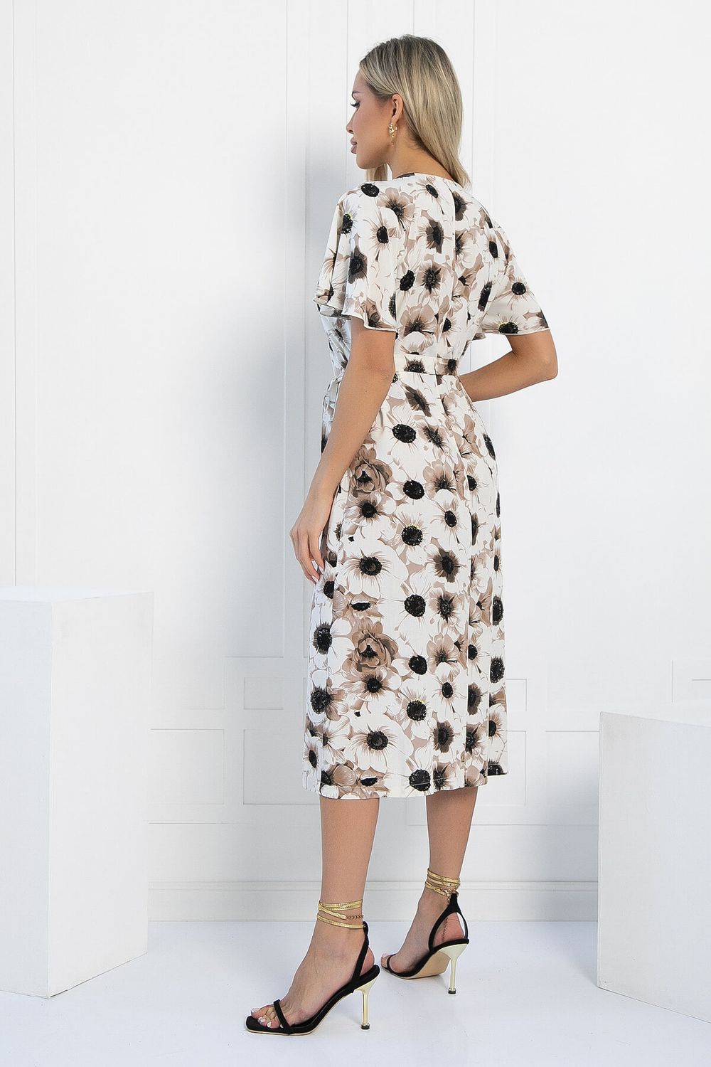 Платье Теплое лето (белое) П12877-19М LT Collection