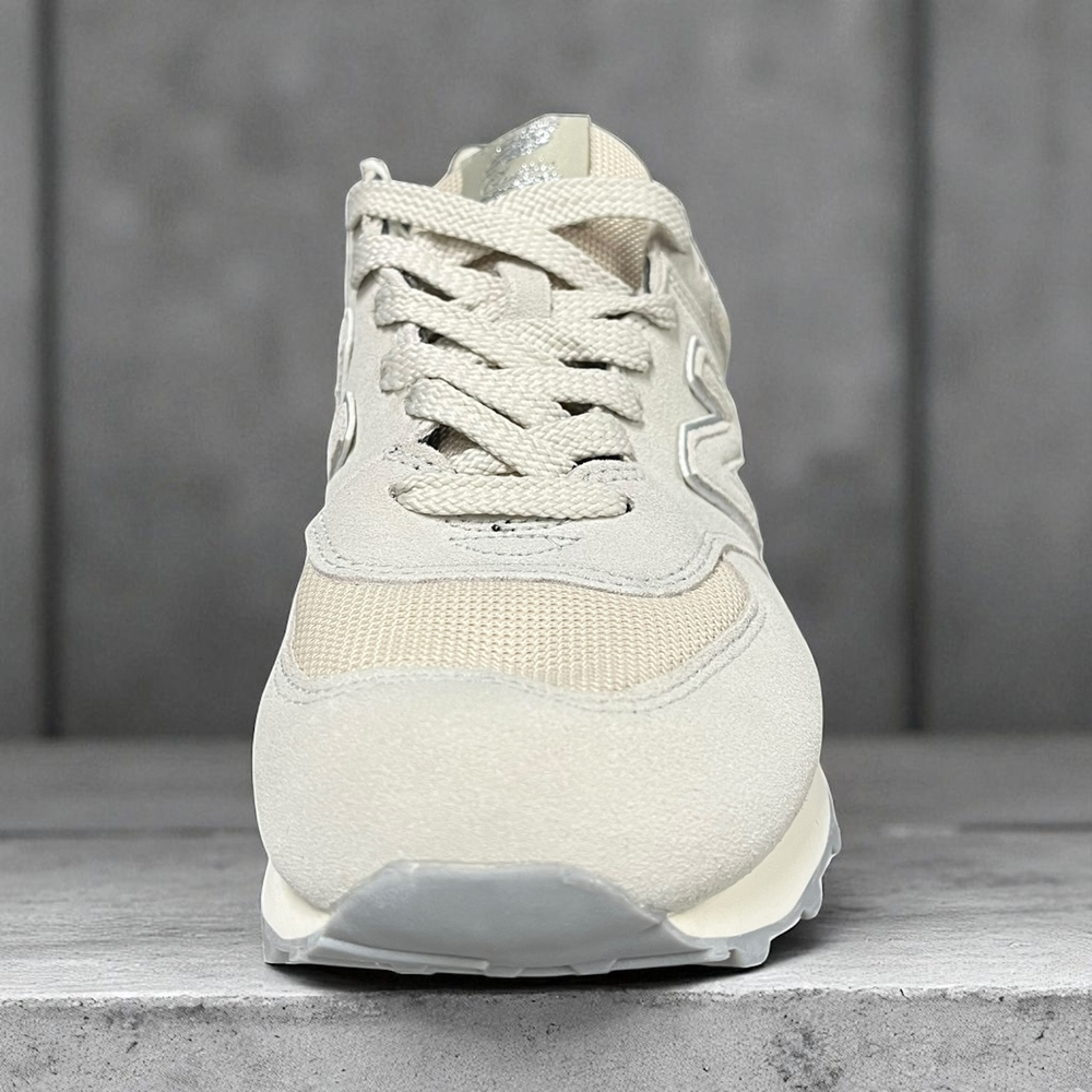 New Balance 574 • Ivory White