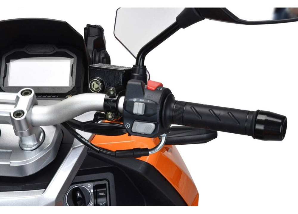 Скутер Motoland T-MAX 150