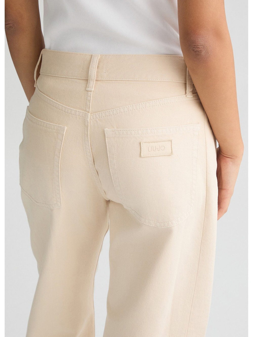 Джинсы женские Pant. Boy Cult Barr.Reg LIU JO