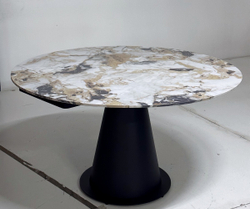 Стол TERAMO 135 GLOSS GRAND JADE SOLID CERAMIC, керамика, поворотн.механизм / Черный каркас, ®DISAUR