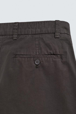 ZARA ШОРТЫ REGULAR FIT СО СКЛАДКАМИ, КОРИЧНЕВЫЙ