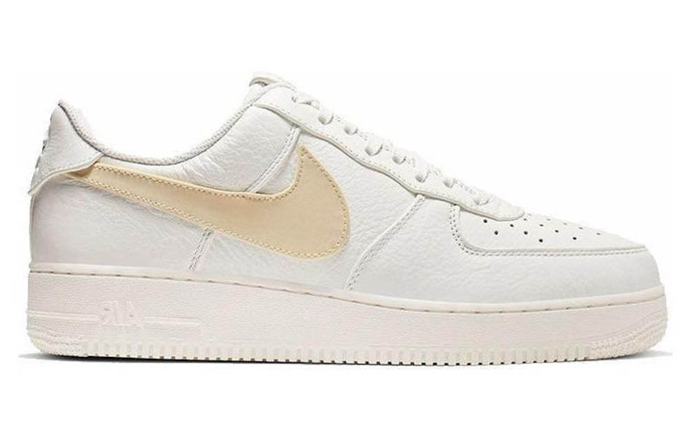 Кроссовки Nike Air Force 1 07 Big Swoosh