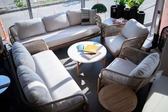 Трехместный уличный диван Talara