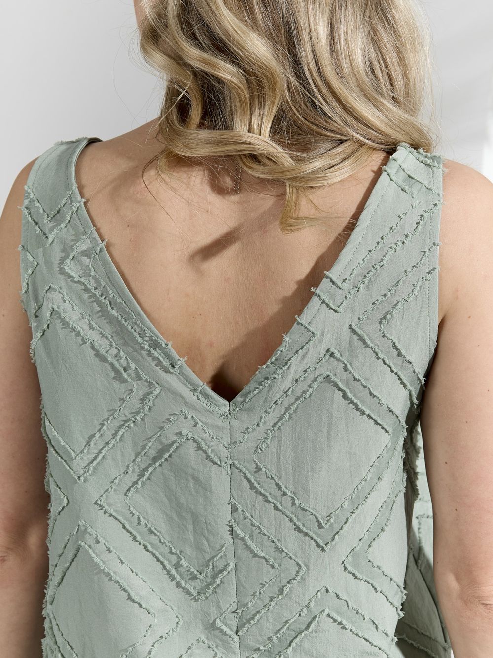 Костюм женский Ангелина-3 Виотекс ОЛИВКОВЫЙ