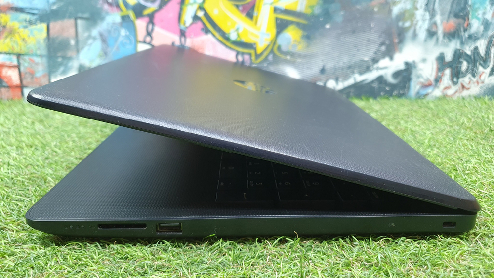 Ноутбук Hp AMD A4/4Gb/SSD 128Gb/15-rb060ur Black (6TG03EA)/Windows 10