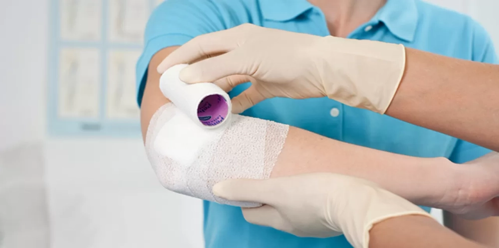 Бинт Paul Hartmann Peha-haft самофиксирующийся без латекса 10 см х 4 м 9324862 белый