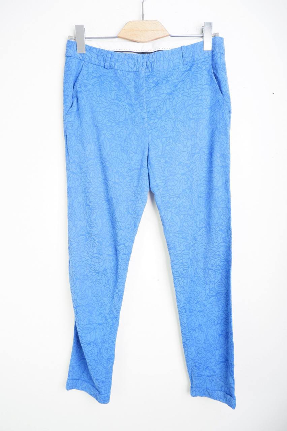 Брюки Charuel красивого цвета, визуально на 44 размер