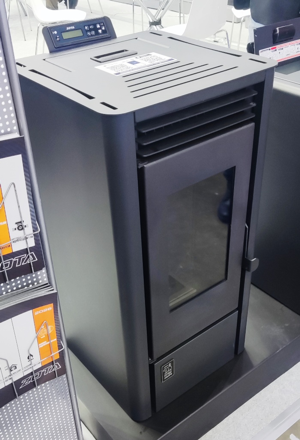 Воздухогрейный пеллетный камин ZOTA A9H20 black