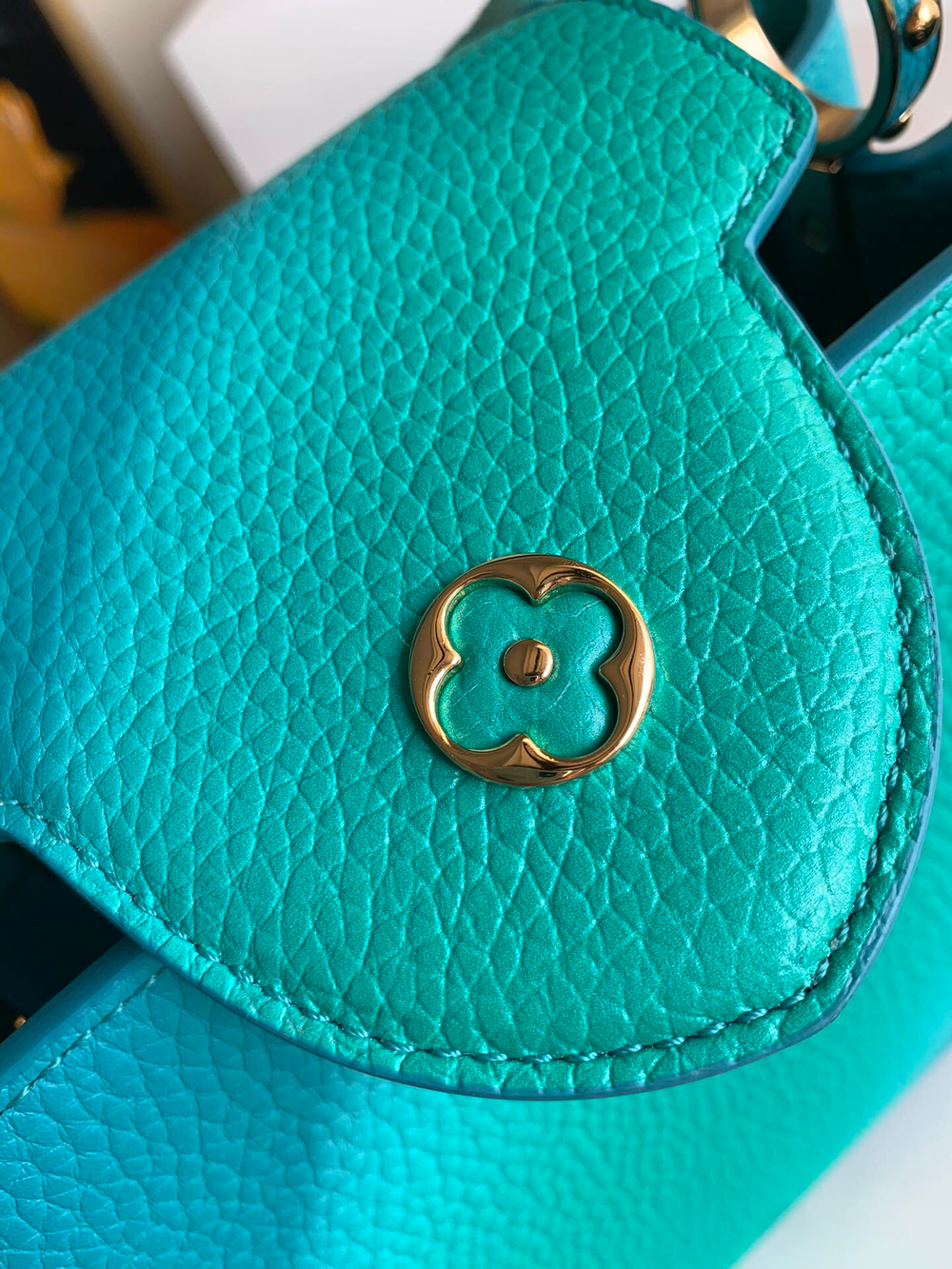 Louis Vuitton Capucines BB