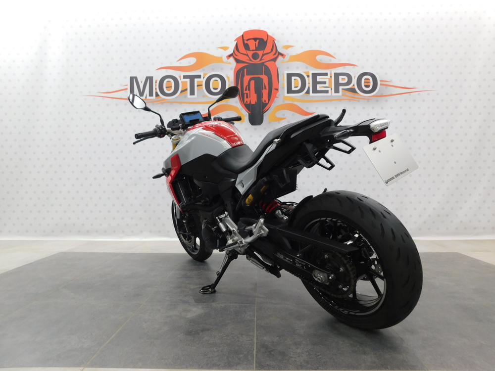 BMW F900R 037580