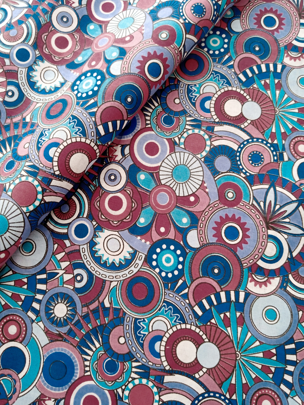 Ткань бязь плательная, рис. "Калейдоскоп", ширина 150 см, арт. 352