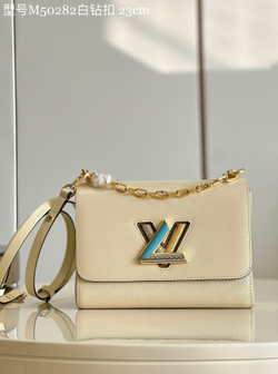 Louis Vuitton Twist MM