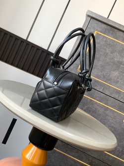 Chanel Bag 21 cm