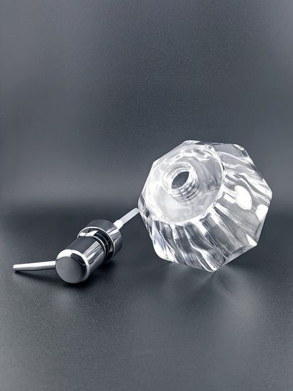 Дозатор для жидкого мыла 180 мл.