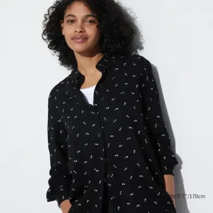 UNIQLO БЛУЗКА С ДЛИННЫМИ РУКАВАМИ С ПРИНТОМ ИЗ ВИСКОЗЫ, ЧЕРНЫЙ