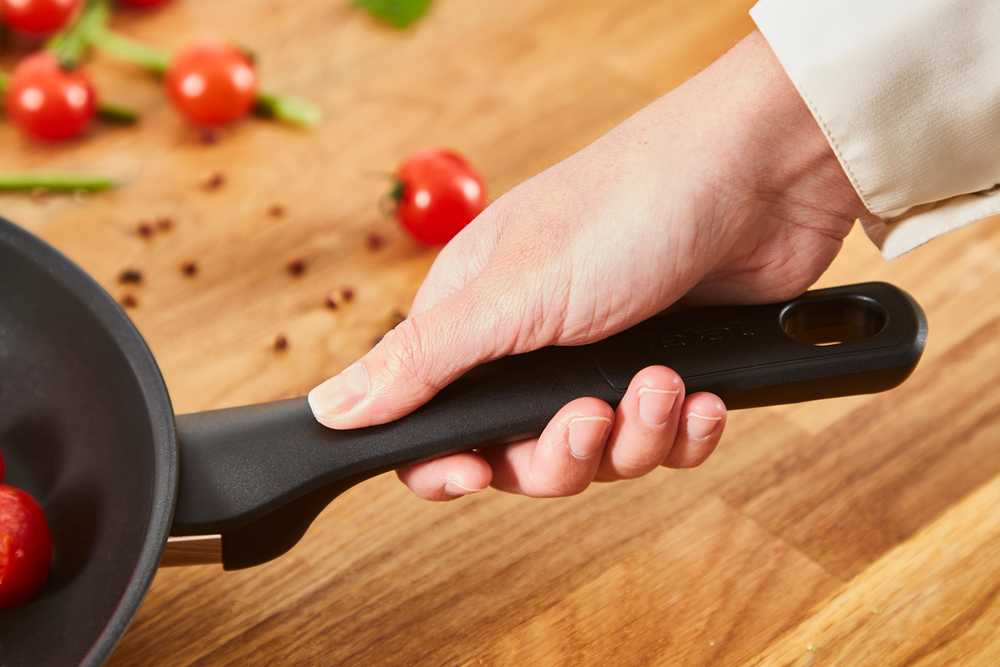 Сковорода Tefal Edition 28 cм G7380674